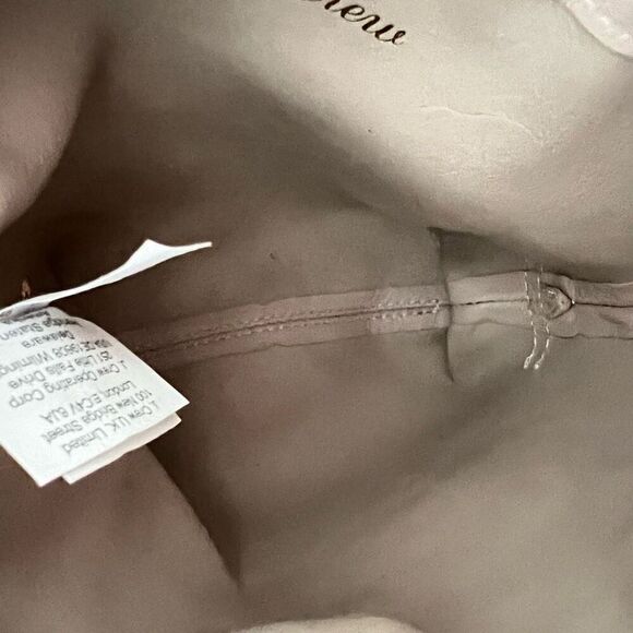 J.Crew Women's $118 London Drawstring Bag Leather Dusty Shell Beige Pink BE897 - Picture 10 of 10